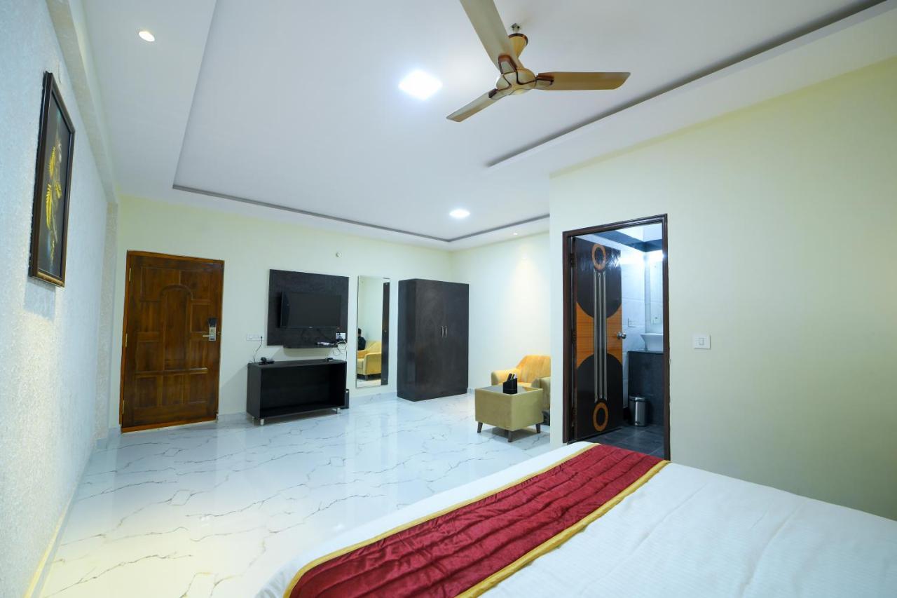 Hotel Cn Windsor Chikmagaluru Екстериор снимка
