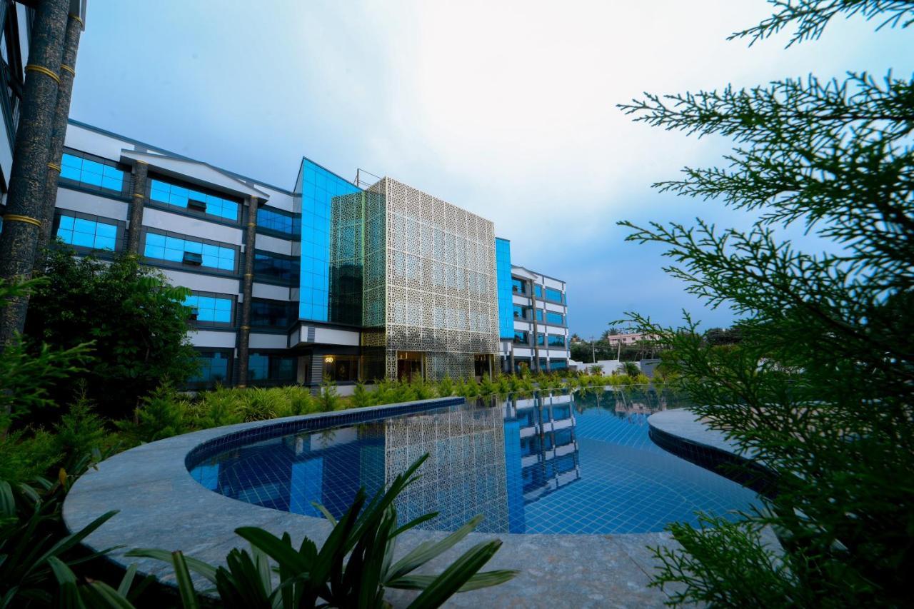 Hotel Cn Windsor Chikmagaluru Екстериор снимка