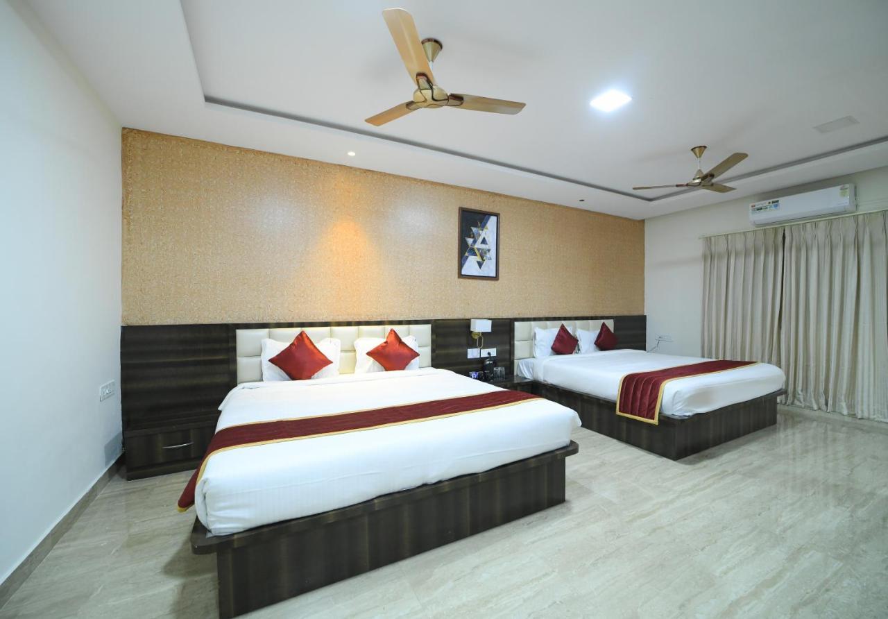 Hotel Cn Windsor Chikmagaluru Екстериор снимка