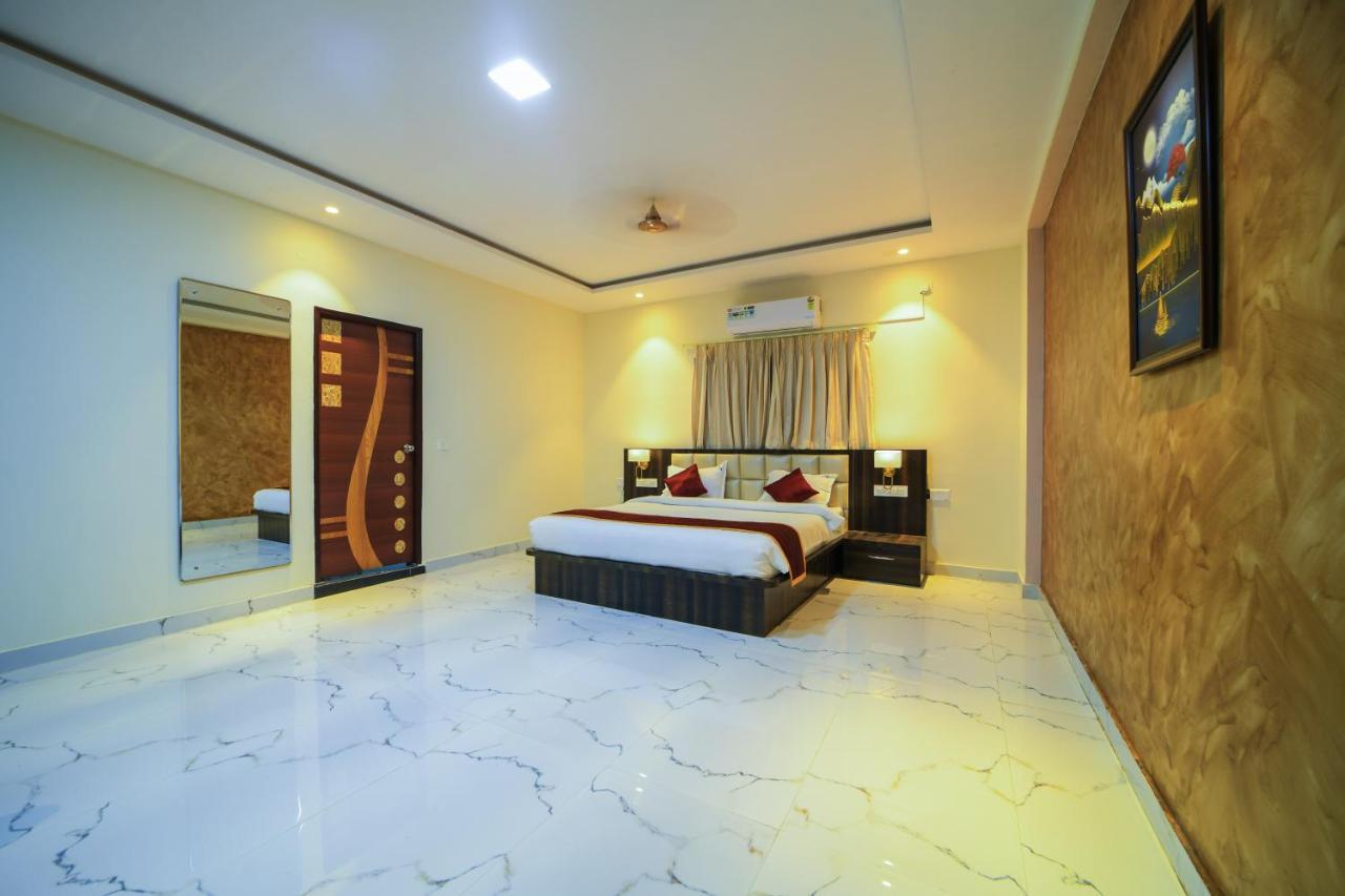 Hotel Cn Windsor Chikmagaluru Екстериор снимка