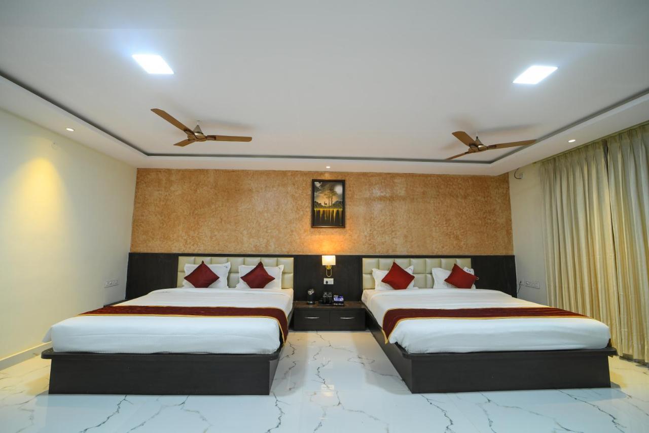 Hotel Cn Windsor Chikmagaluru Екстериор снимка