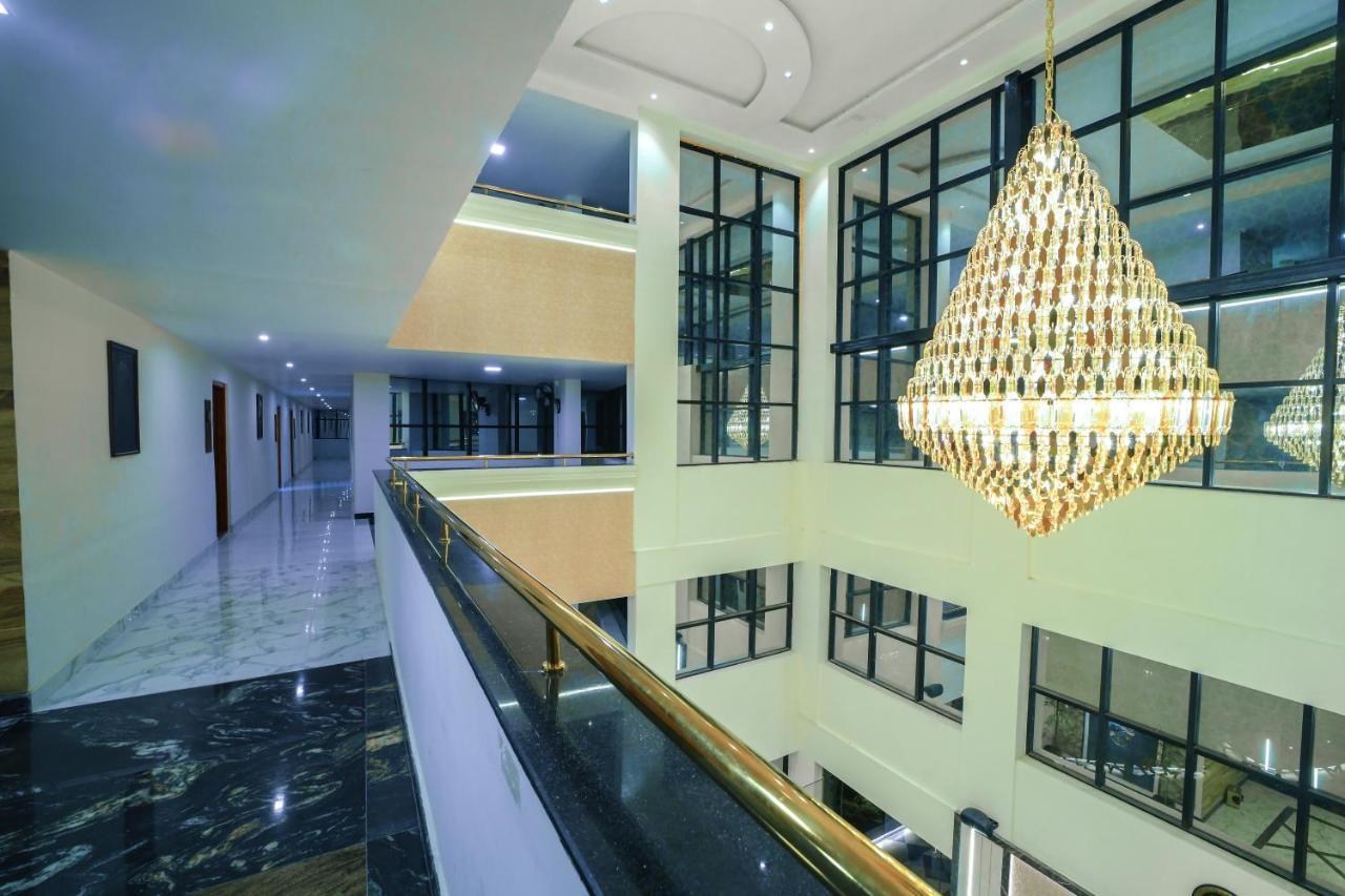 Hotel Cn Windsor Chikmagaluru Екстериор снимка