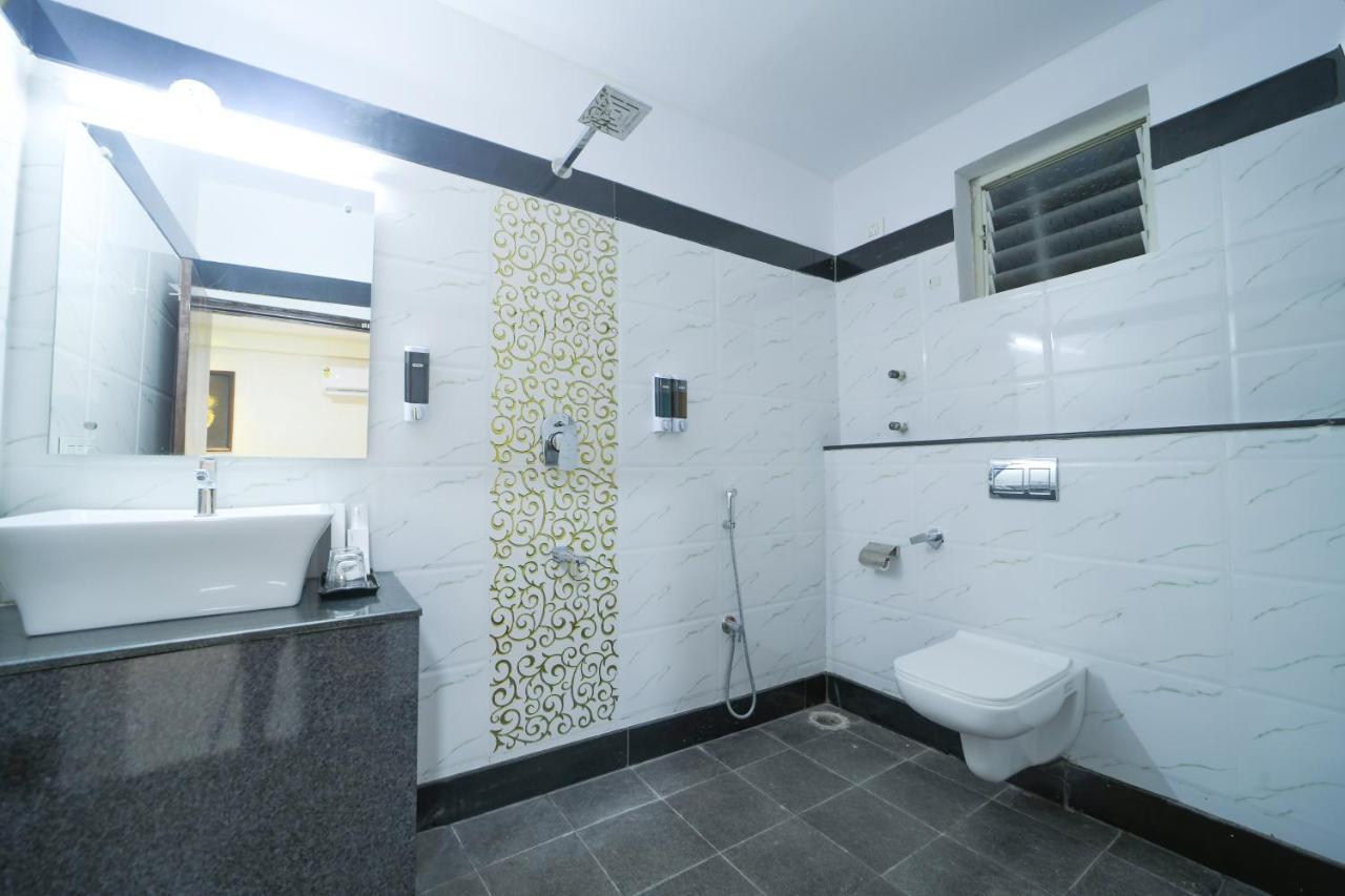 Hotel Cn Windsor Chikmagaluru Екстериор снимка